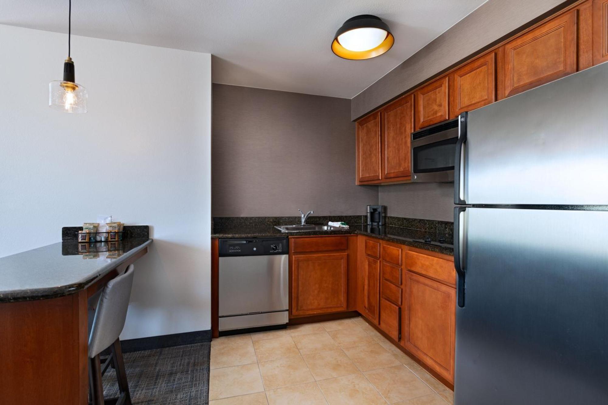 Residence Inn Бомонт Экстерьер фото